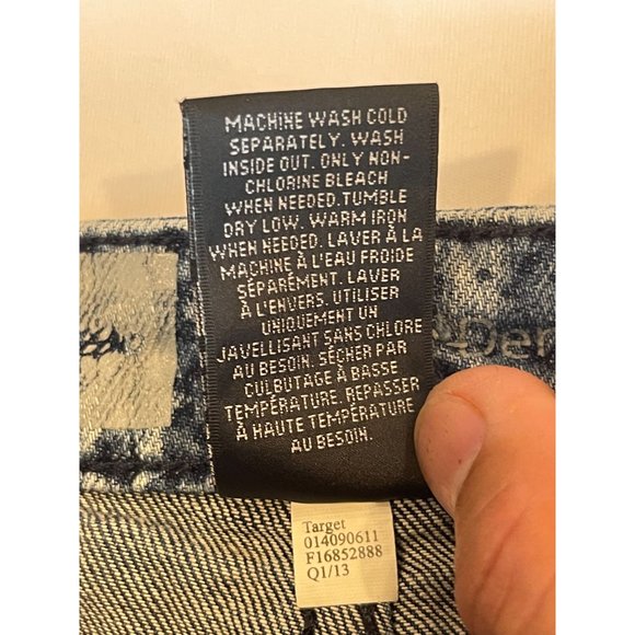 Mossimo Womens Jeans Shorts Premium Denim Abstract F16852888 Raw Hem Blue Size 6 - Picture 8 of 8